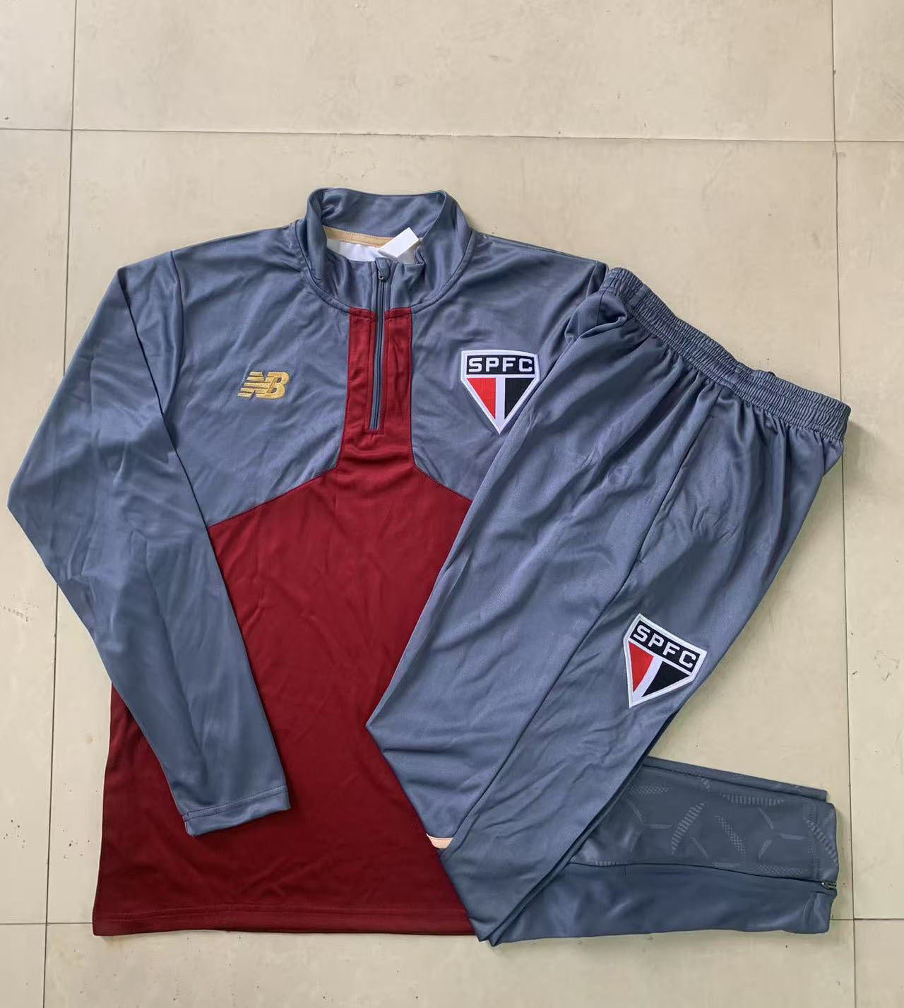SAO PAULO TRAINING SET JACKET AND TRAINING PANTS