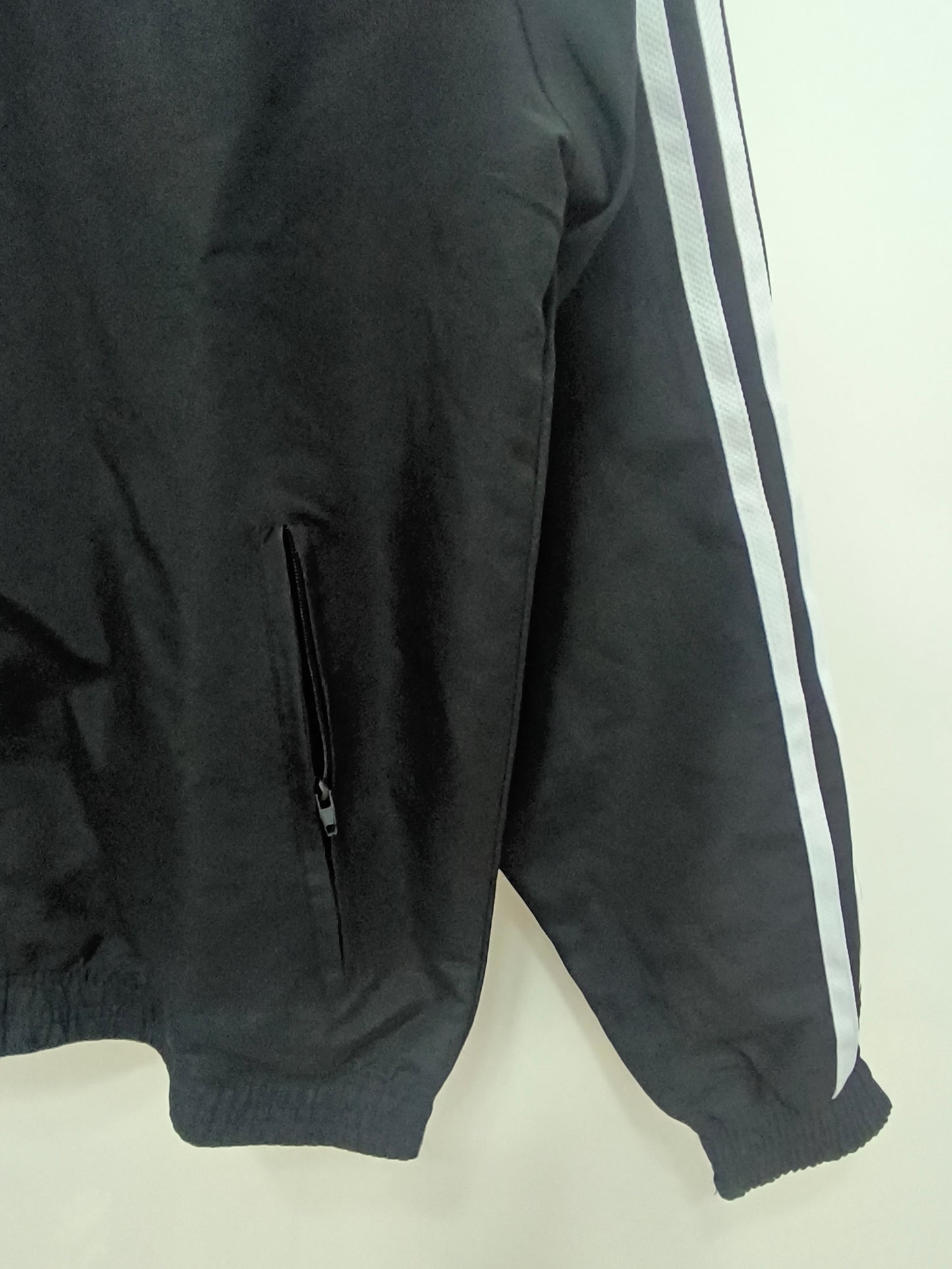 BLACK GERMANY WINDBREAKER