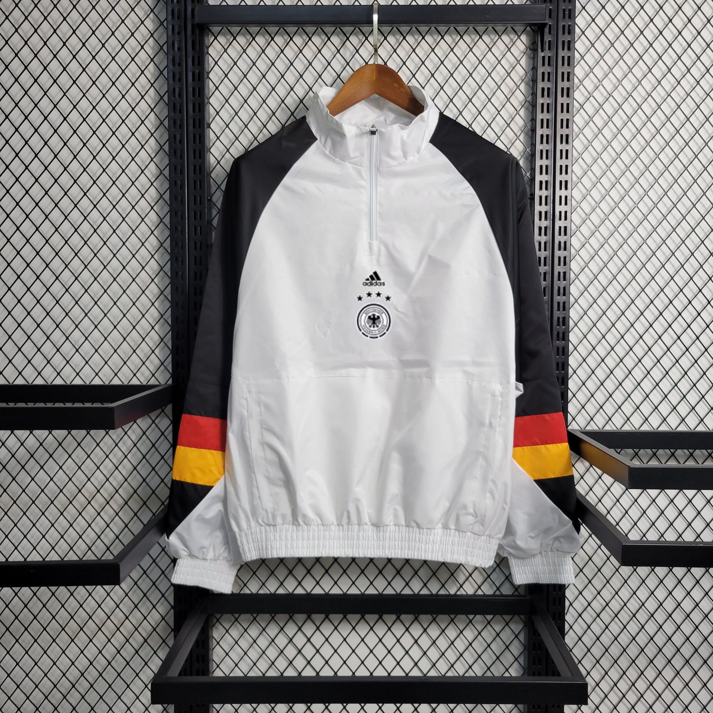 WINDBREAKER GERMANY RETRO
