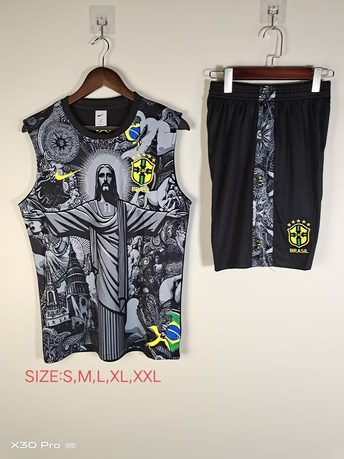 BRAZIL SLEEVELESS FOOTBALL JERSEY