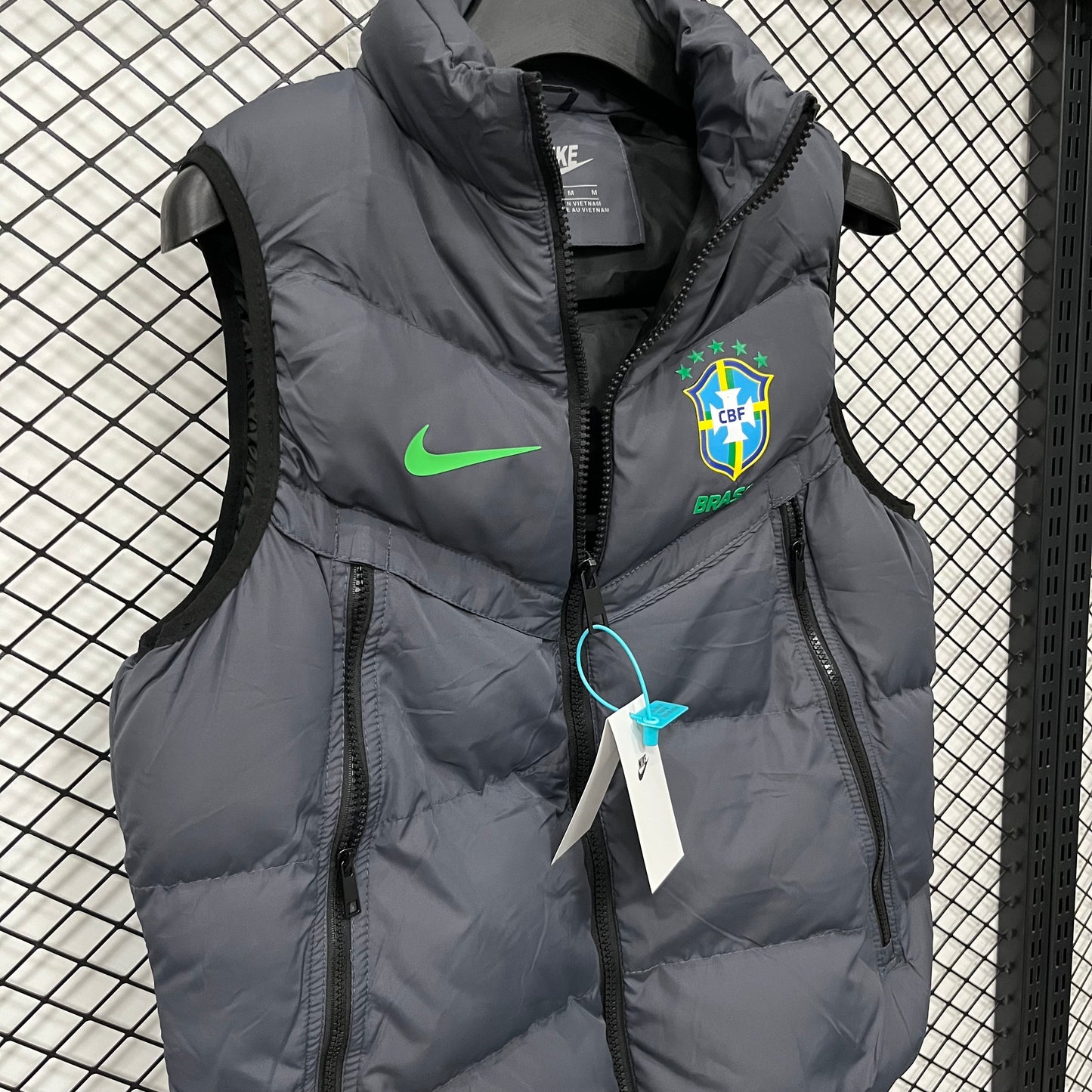 Brazilian national team sleeveless jacket