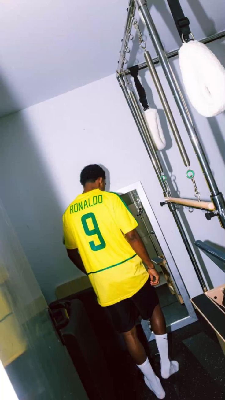 RONALDO JERSEY 2002 LIMITED