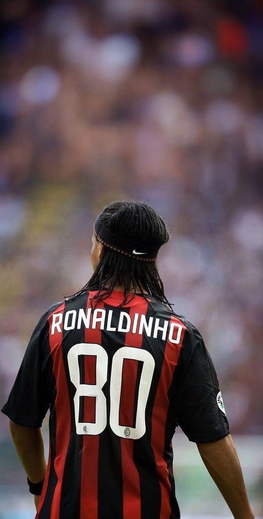 RONALDINHO MILAN RETRO