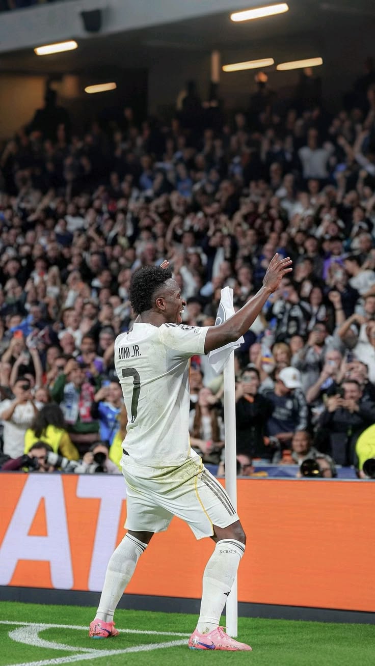 VINI JR REAL MADRID JERSEY 26/27