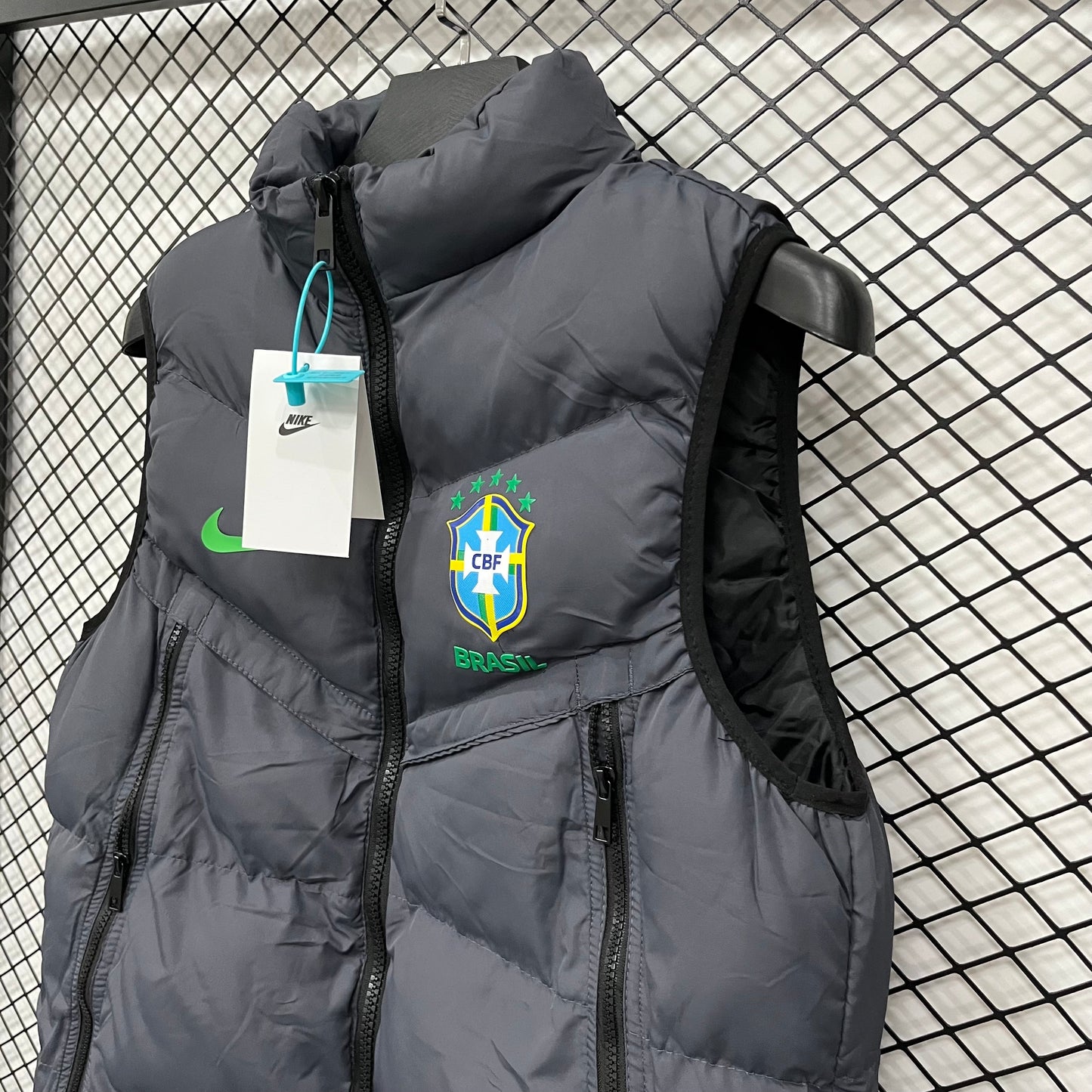Brazilian national team sleeveless jacket