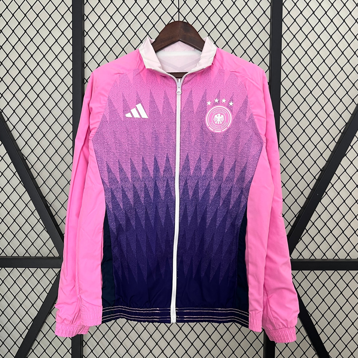 ROSE GERMANY WINDBREAKER